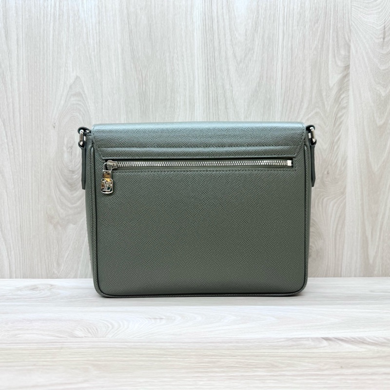 LV軍綠色District PM郵差包M30970-1