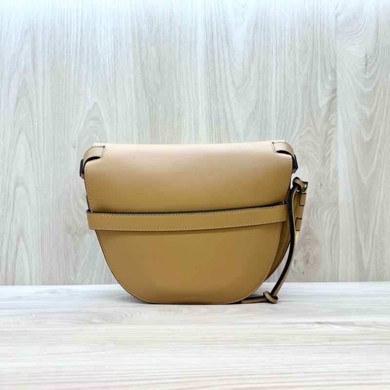 LOEWE卡其色皮革小號GATE-1