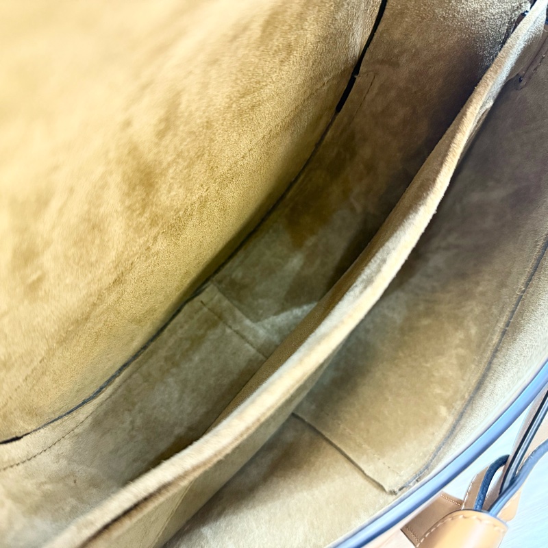 LOEWE卡其色皮革小號GATE-9