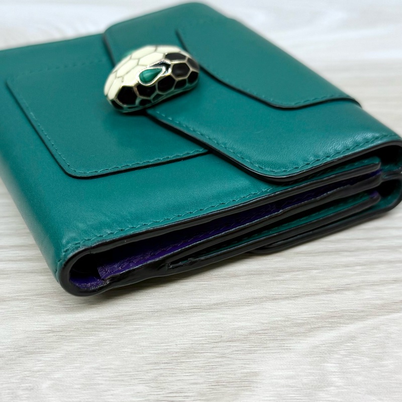 BVLGARI綠牛皮蛇頭雙面三折短夾281382-15