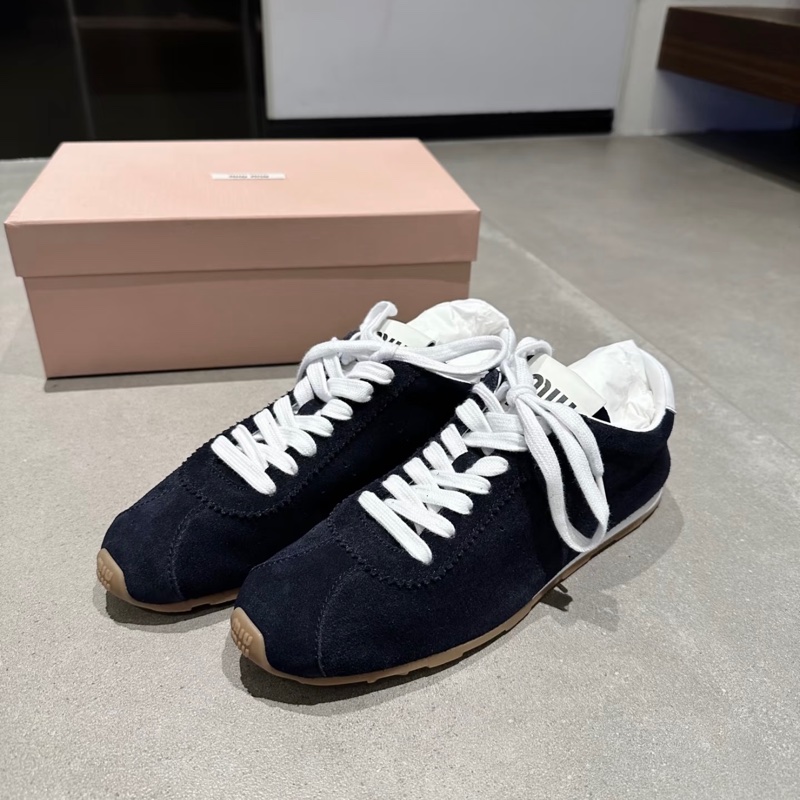 促銷品 Miu Miu 麂皮運動鞋 三色#36 36.5 37 37.5 38-0