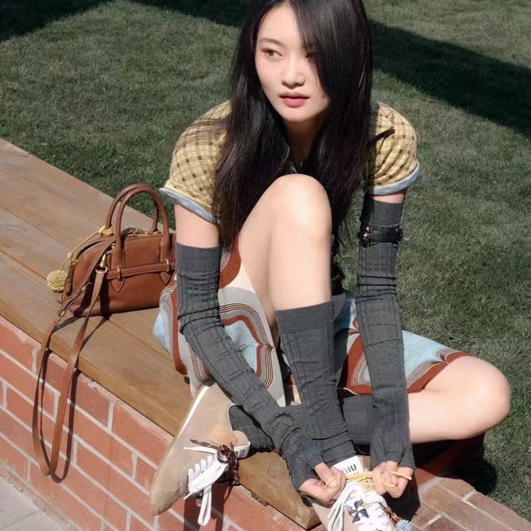 促銷品 Miu Miu 麂皮運動鞋 三色#36 36.5 37 37.5 38-6