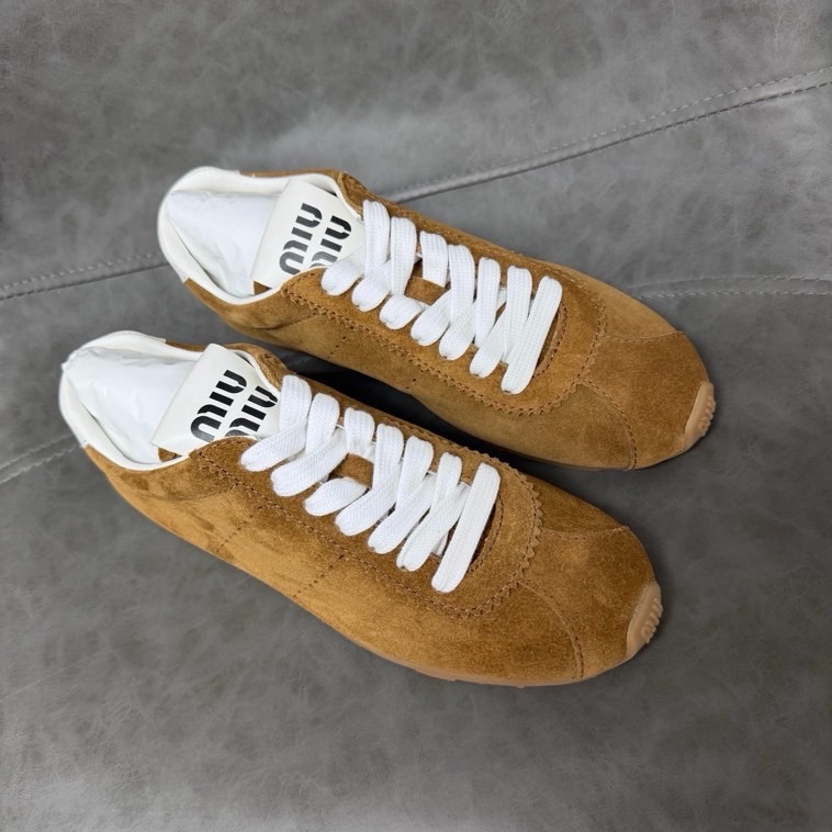 促銷品 Miu Miu 麂皮運動鞋 棕色#36 36.5 37 37.5 38-3