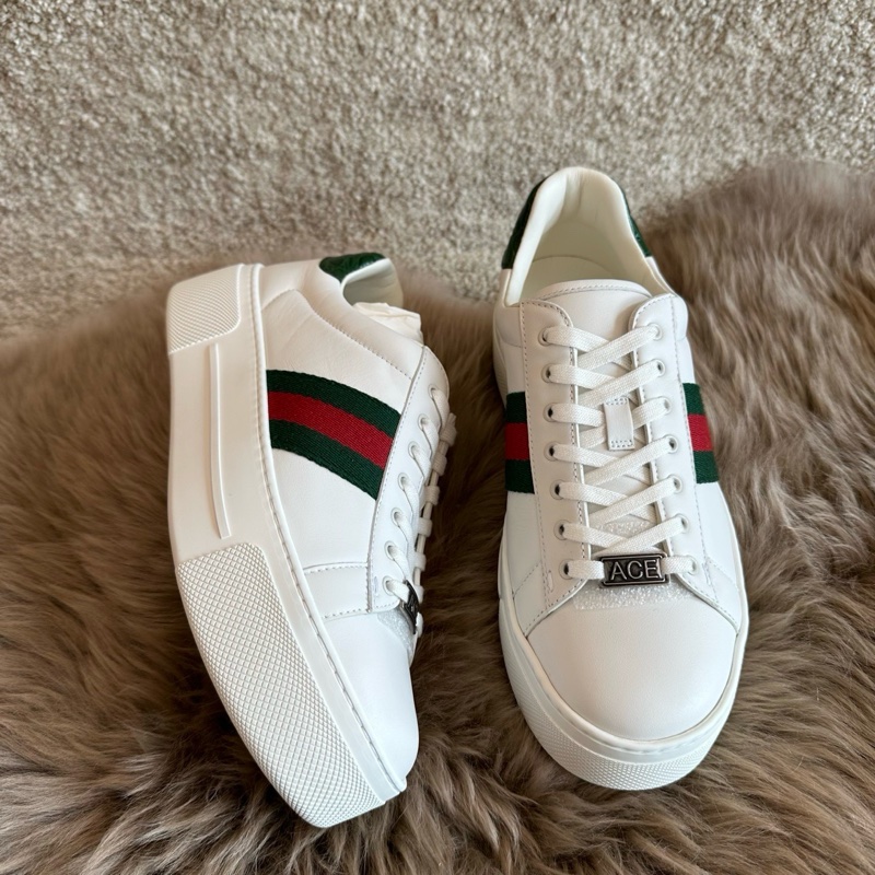 闲置新Gucci古馳 ACE圓頭系帶白色低幫板鞋 尺碼：38-1
