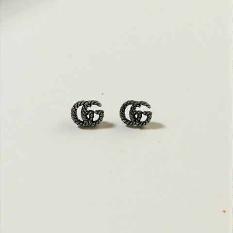 莉亞精品♡Gucci 耳針 麻花雙G 復古銀 二手