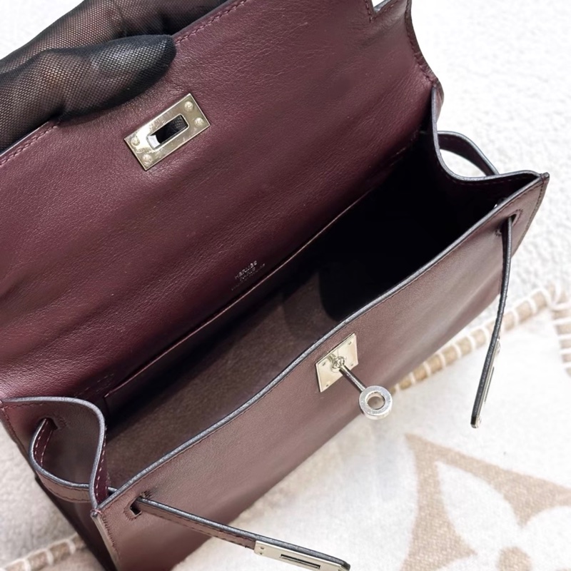 Hermes愛馬仕 miniKelly一代，酒紅色，Swift皮，銀扣，框L刻，配件有塵袋，98新-8