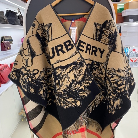 Burberry巴寶莉 雙面戰馬格紋老花圖案印花羊毛休閒兩面穿鬥篷披風 羊毛 絨線圍巾披肩 ，全新