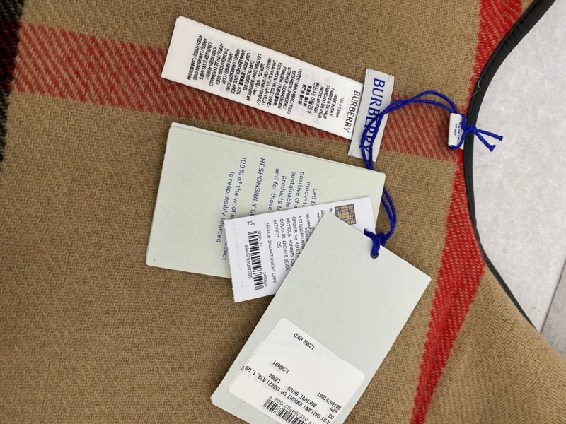 Burberry巴寶莉 雙面戰馬格紋老花圖案印花羊毛休閒兩面穿鬥篷披風 羊毛 絨線圍巾披肩 ,全新-5