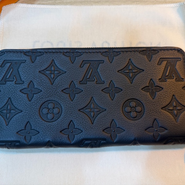 LV Monogram Shadow M80333 黑色拉鍊長夾 日本購入 保證正品 盒裝塵袋-5