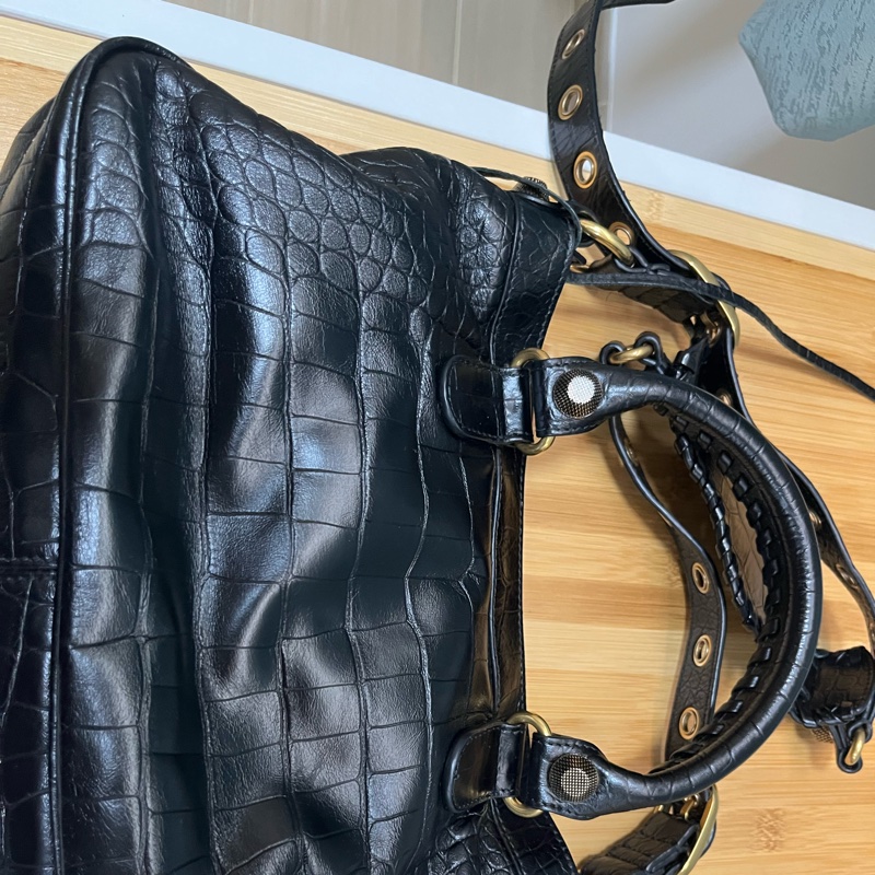 是Balenciaga (巴黎世家) 的 Neo Cagole-9