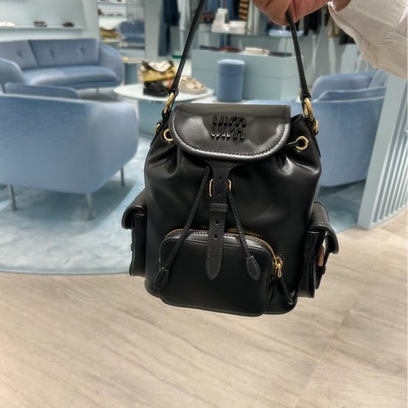 促銷品 Miu Miu 皮革迷你背囊 黑色-0