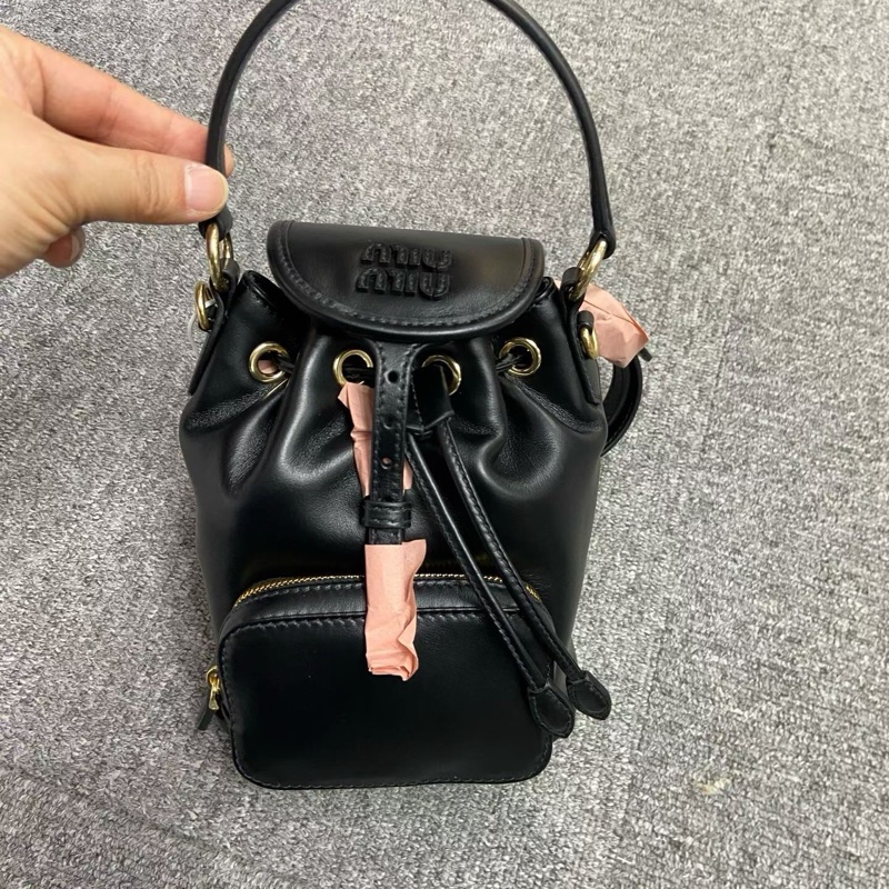 促銷品 Miu Miu 皮革迷你背囊 黑色-0