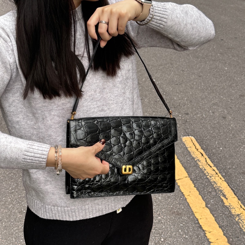 【極新🎁】 Dior 真鱷魚皮 黑金 肩背包+腋下包 專櫃20多萬！-24