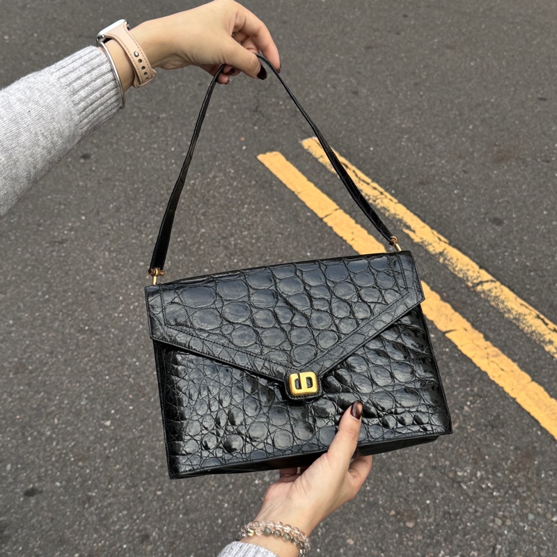 【極新🎁】 Dior 真鱷魚皮 黑金 肩背包+腋下包 專櫃20多萬！-26