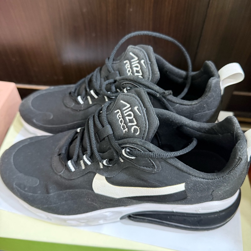 (全新閑置）Nike air max270-0