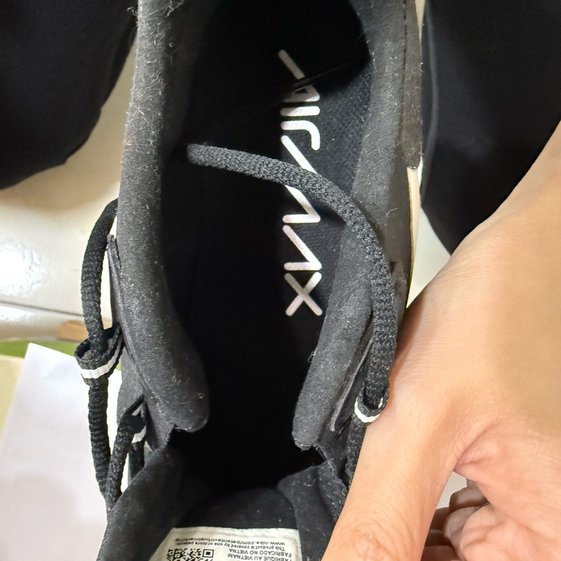 (全新閑置）Nike air max270-7