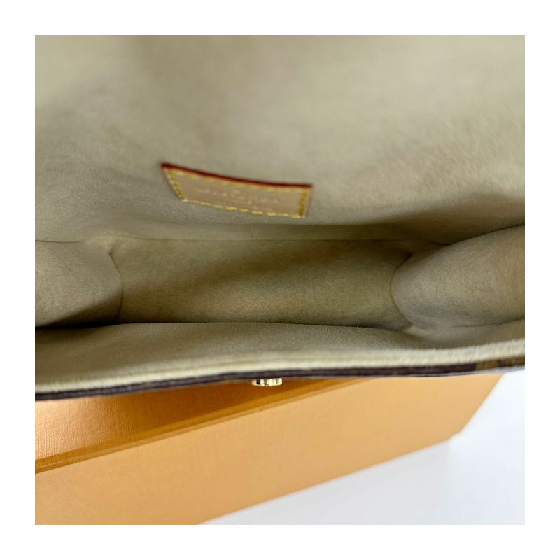 LOUIS VUITTON Soumure BB Monogram M46740-5