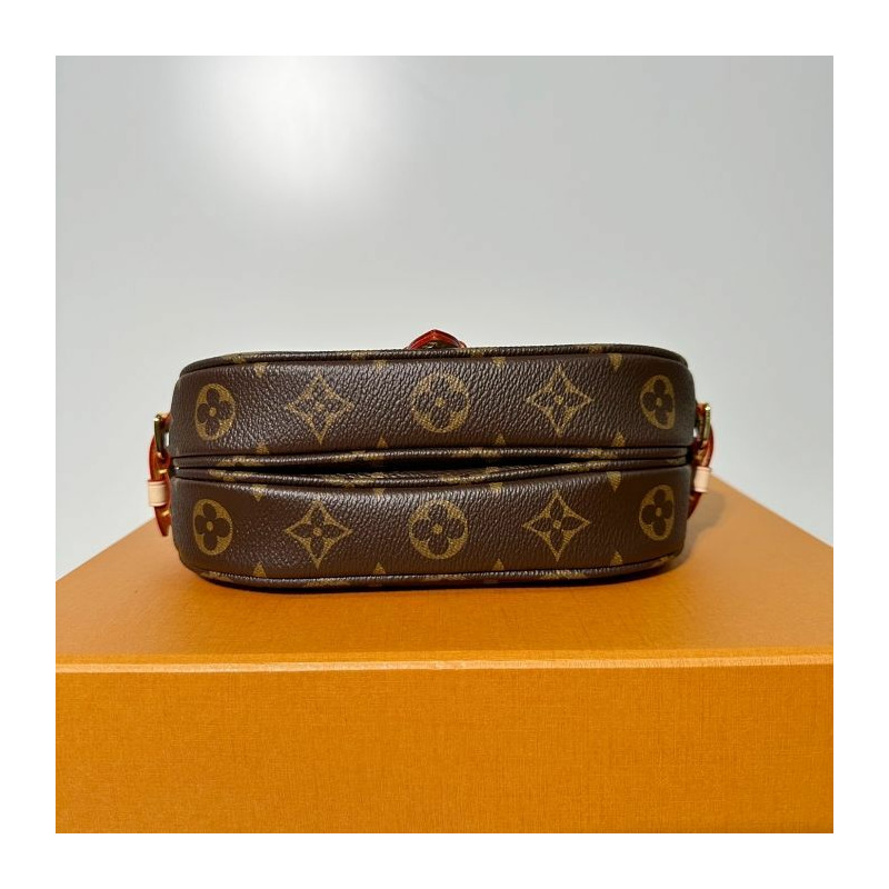 LOUIS VUITTON Soumure BB Monogram M46740-12