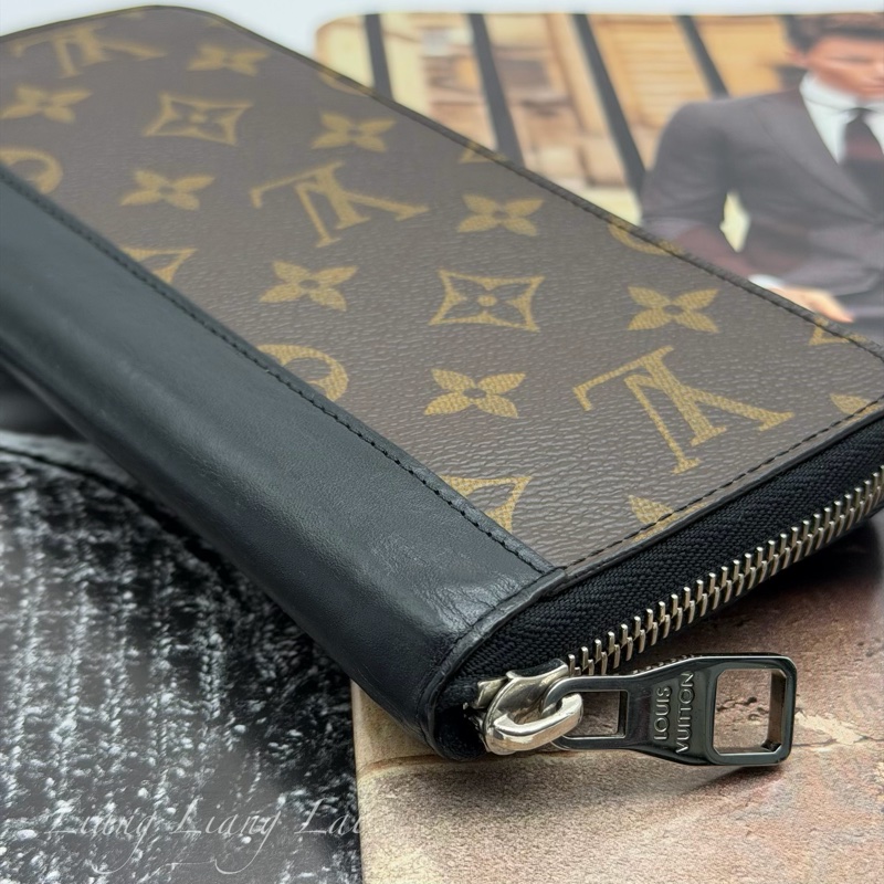 LOUIS VUITTON LV Monogram 老花拉鏈長夾-26