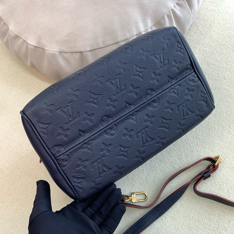 Louis Vuitton • 經典老花深藍色全皮壓紋Speedy 25-6