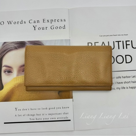 GUCCI 古馳 經典LOGO荔枝紋焦糖棕扣式長夾