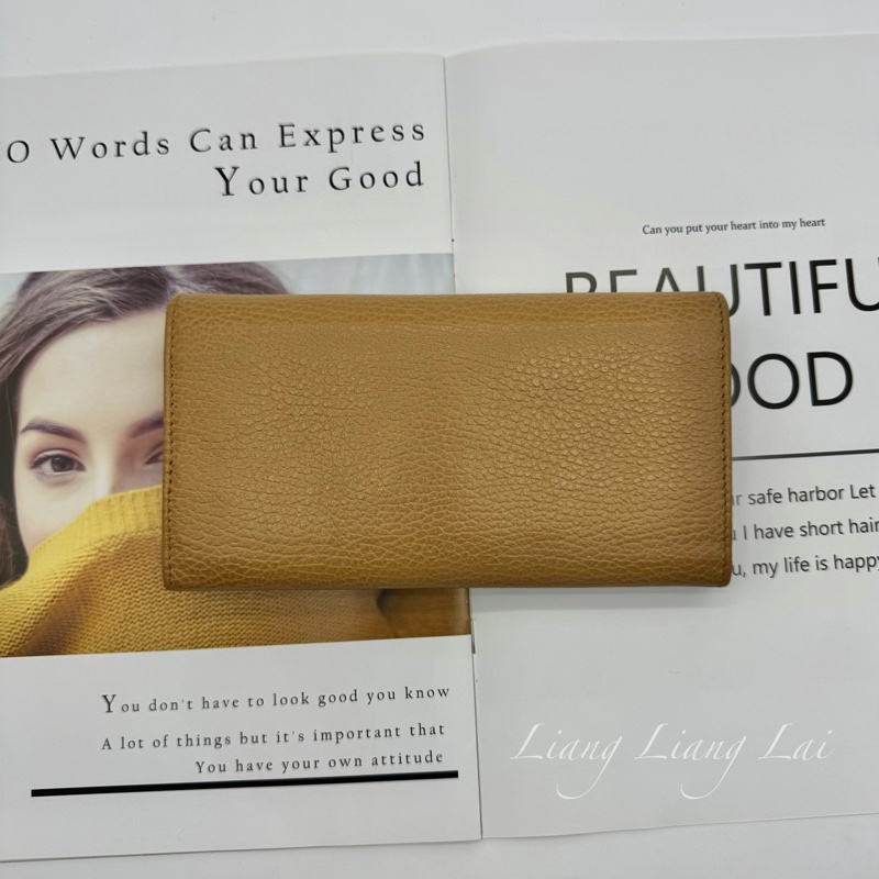 GUCCI 古馳 經典LOGO荔枝紋焦糖棕扣式長夾-1