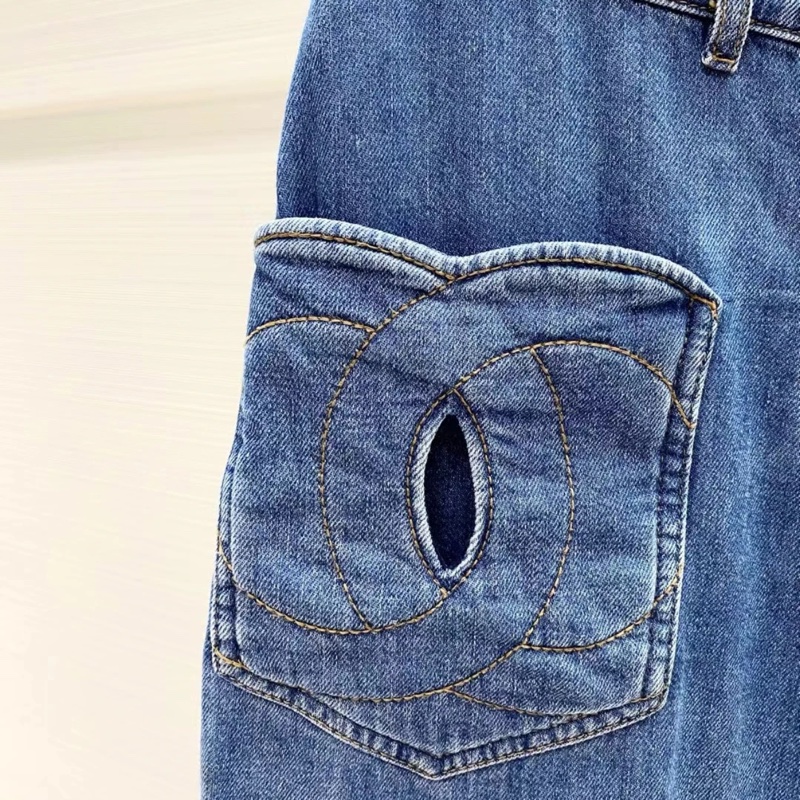 Chanel Denim Jeans 24P-2