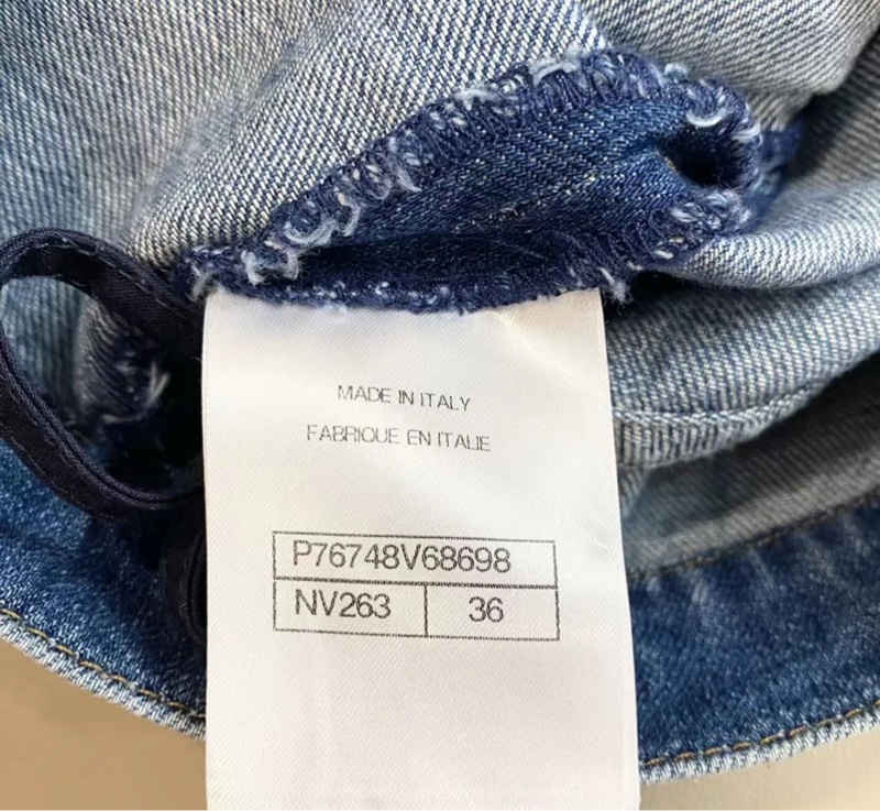 Chanel Denim Jeans 24P-4