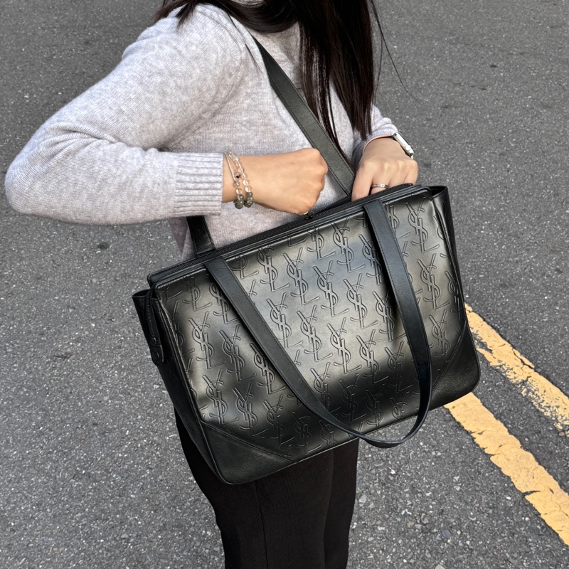 【極新🎁】 YSL 黑老花 全牛皮材質 肩背包 專櫃98000!-2