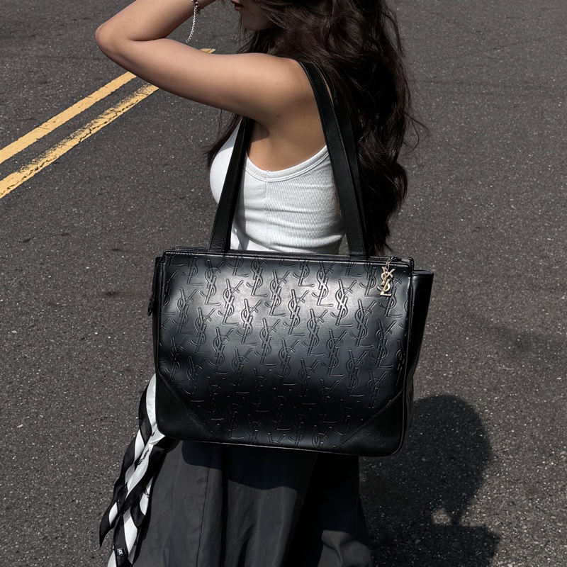 【極新🎁】 YSL 黑老花 全牛皮材質 肩背包 專櫃98000!-23