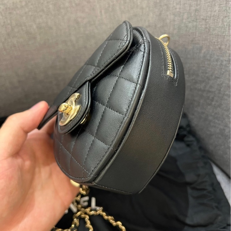 ✨全網最平 Chanel Heart Flap心型包 羊皮 黑色 31開 97新-1