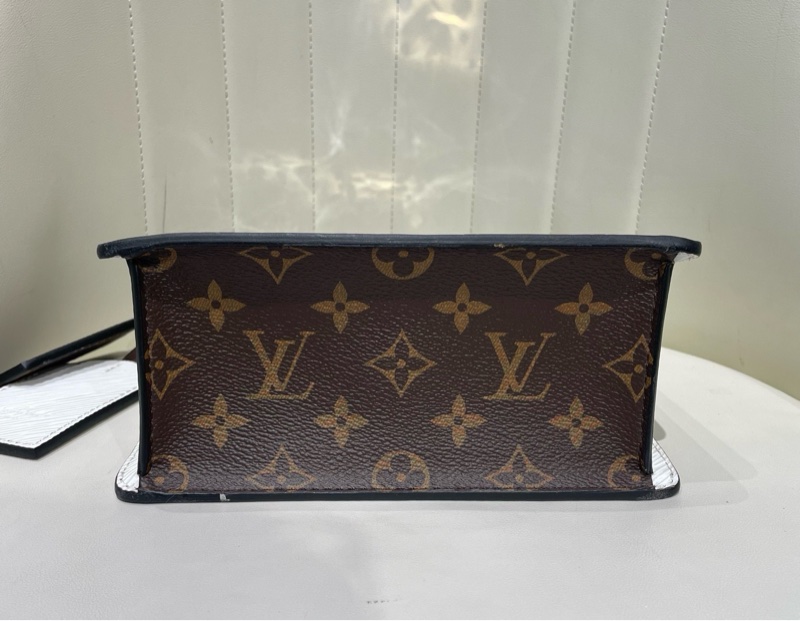 99❤️LV Spring Street黑色漆皮郵差包 金色鎖扣 手提斜挎都可以 成色幾乎全新-2
