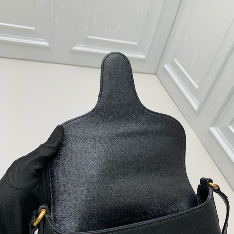 98新Gucci古馳 黑金全皮雙G扣簡約復古郵差包 調節試肩帶 萬能百搭 一年四季通用 低調大方顯氣-6