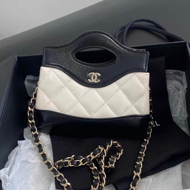 ✨全網最平!25年全新(有購證)Chanel 31bag mini nano 超迷你 熊猫色 鐳射標-0