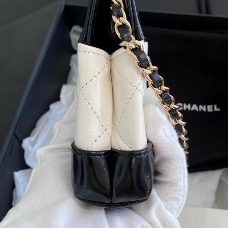 ✨全網最平!25年全新(有購證)Chanel 31bag mini nano 超迷你 熊猫色 鐳射標-2