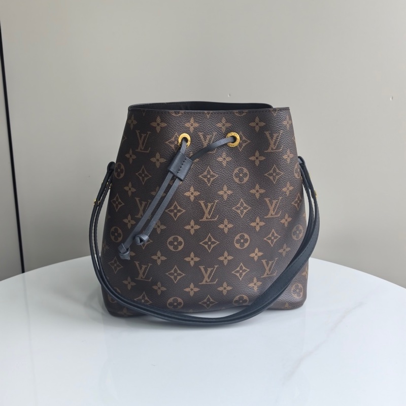 97新lv/路易威登 黑桶  尺寸；26 x 26 x 17.5 單包-0