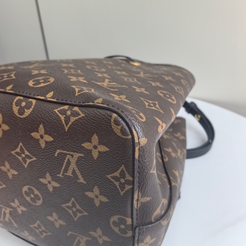 97新lv/路易威登 黑桶  尺寸；26 x 26 x 17.5 單包-5