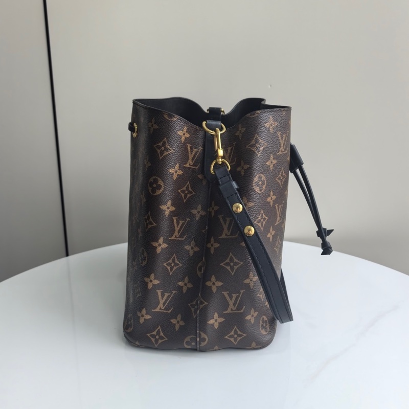 97新lv/路易威登 黑桶  尺寸；26 x 26 x 17.5 單包-7