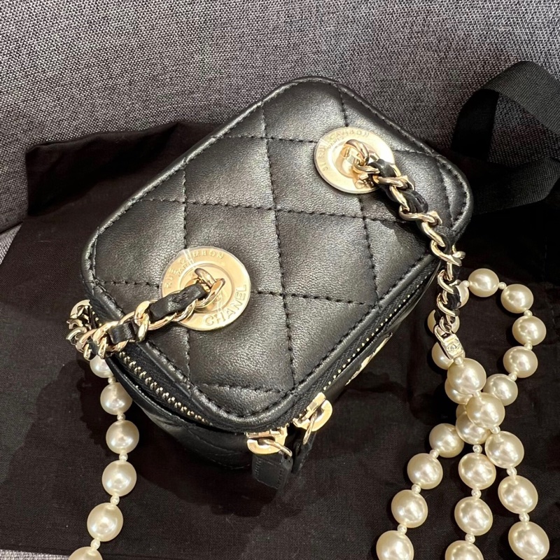 ✨全網最平！Chanel 黑金珍珠 化妝包 小方盒 21開 96新-1