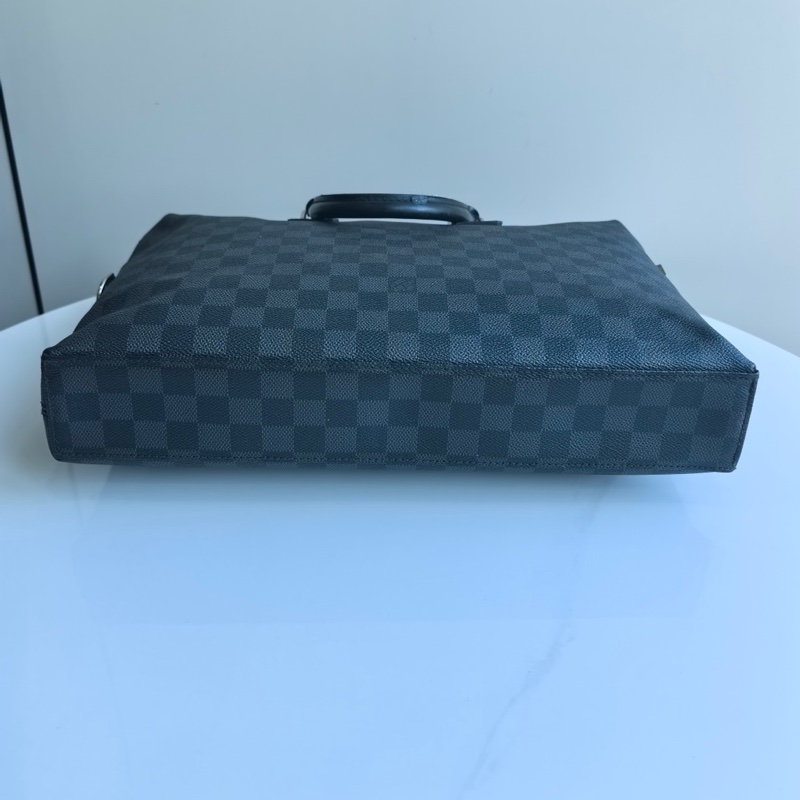 LV/路易斯威登 男士黑棋盤格公文包 成色;98新 尺寸;37*29*6-2