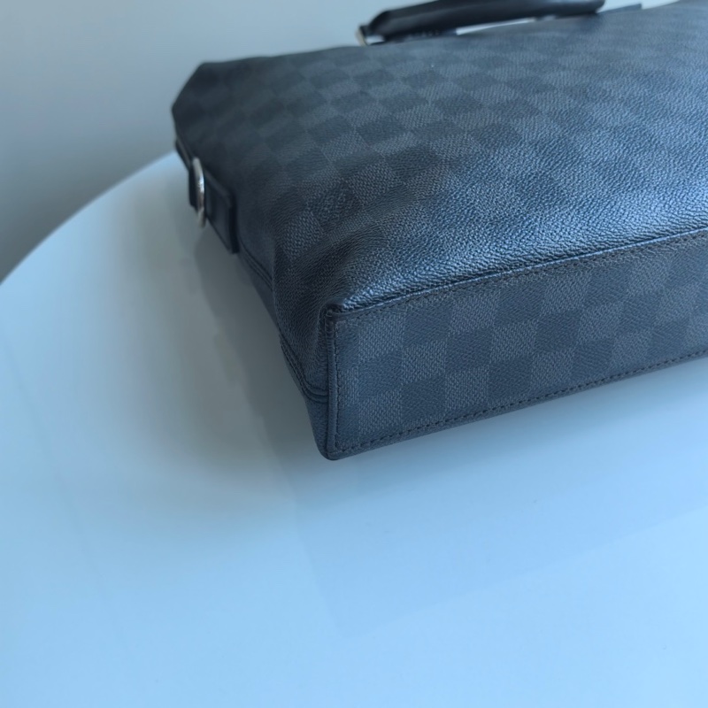 LV/路易斯威登 男士黑棋盤格公文包 成色;98新 尺寸;37*29*6-3