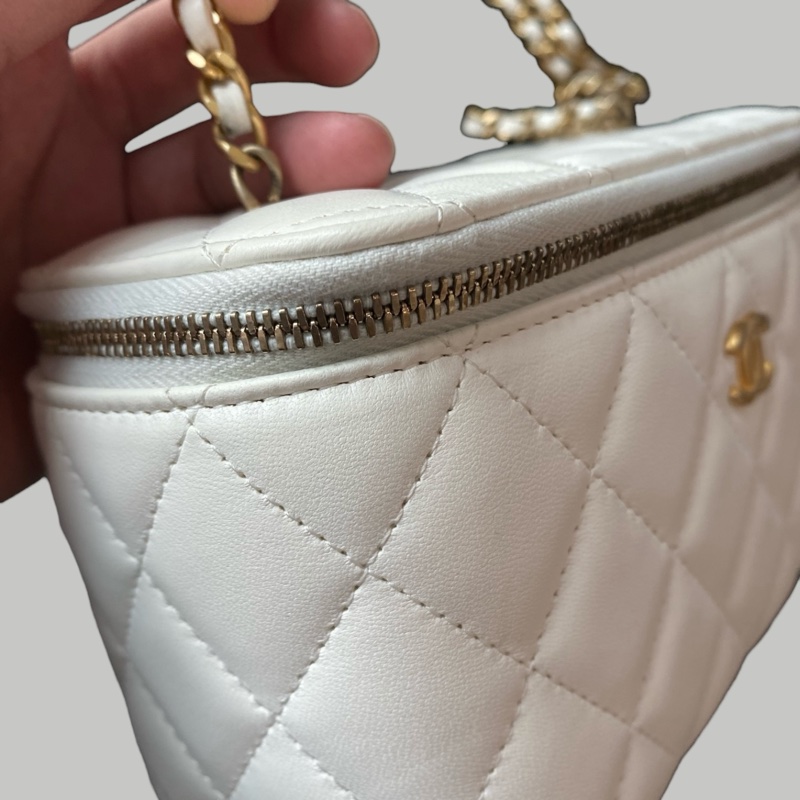 Chanel Lambskin vanity羊皮金球-2