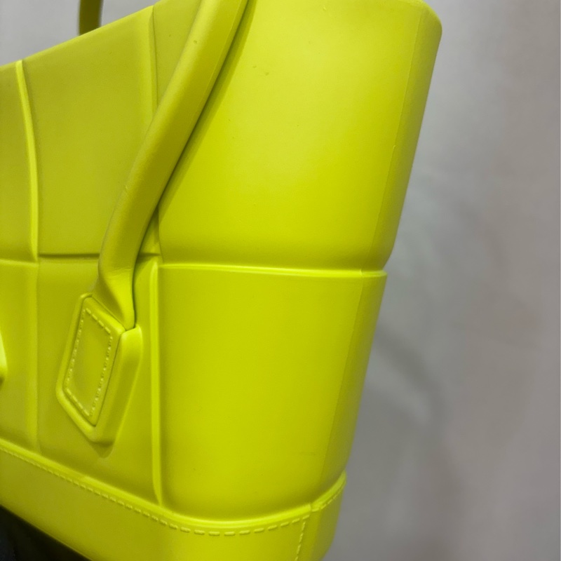 BOTTEGA VENETA 寶緹嘉 托特包 Arco 橡膠-4