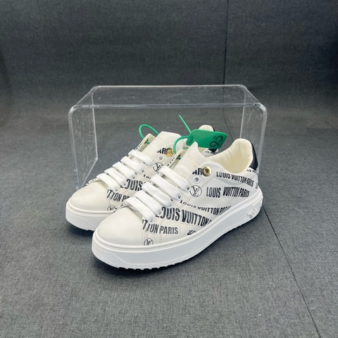 lv time out 黑白滿印 碼數 36.5