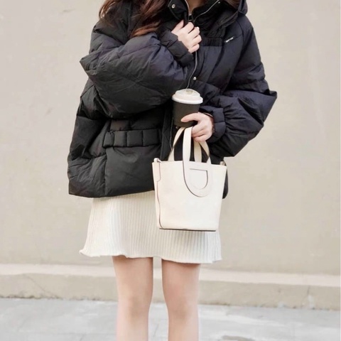 Hermes in the loop 愛馬仕豬鼻子菜籃子18新白色TC皮金扣B刻