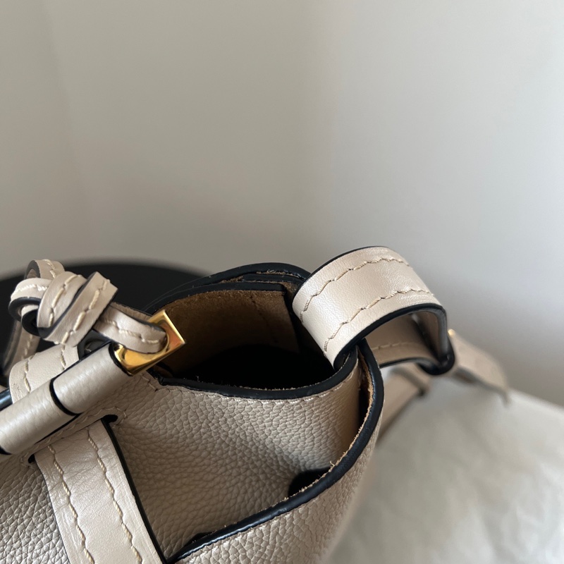 ✨ Loewe gate 中號馬鞍包 燕麥色 輕便版搭❤️-8