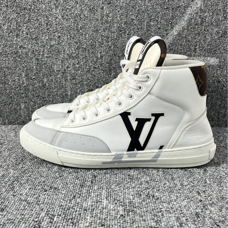 98新 lv白灰色查理高幫板鞋 41碼-0