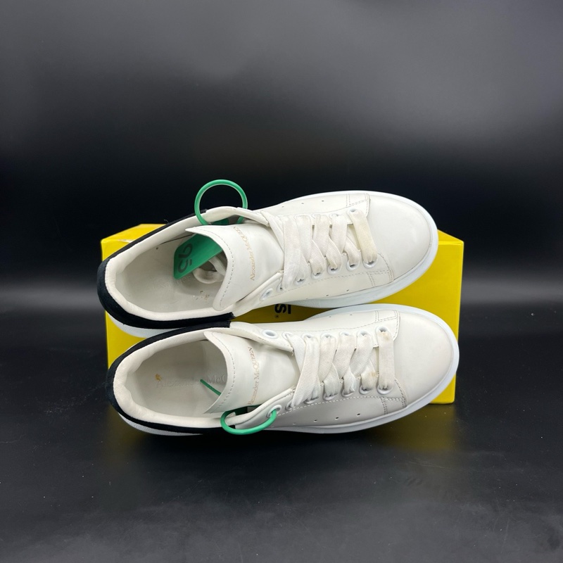 麥昆 黑尾 絨面 size 38 配盒  97新-4