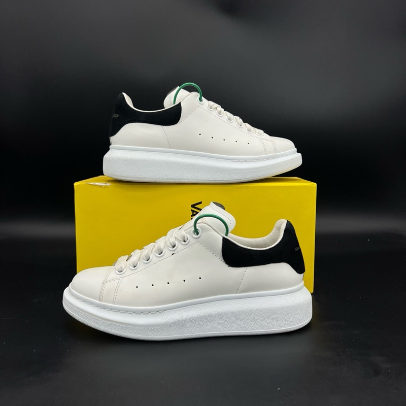 麥昆 黑尾 絨面 size 38 配盒  97新-6