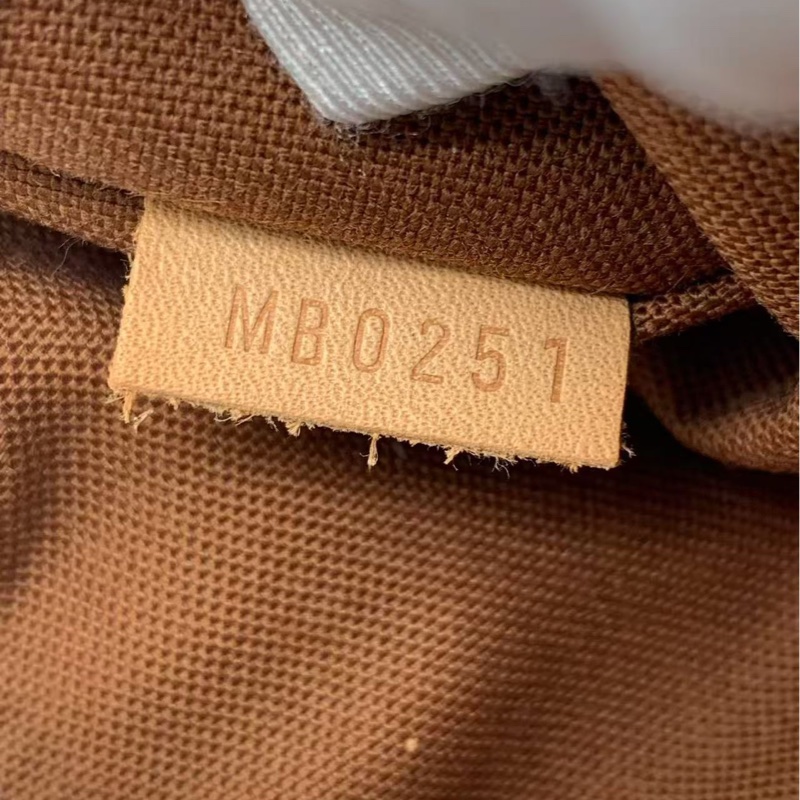 二手路易威登Lv老花麻將包大號，正常使用痕跡，配皮變色-7